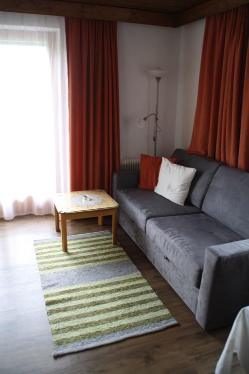 Wirtseppelerhof Apartments Leutasch Ruang foto